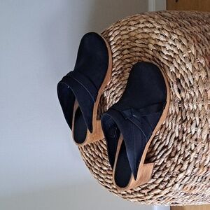 Sanita Womens Manuella Black Nubuck Leather Clogs 2.5" Wood Heels EU39/US8.5-9